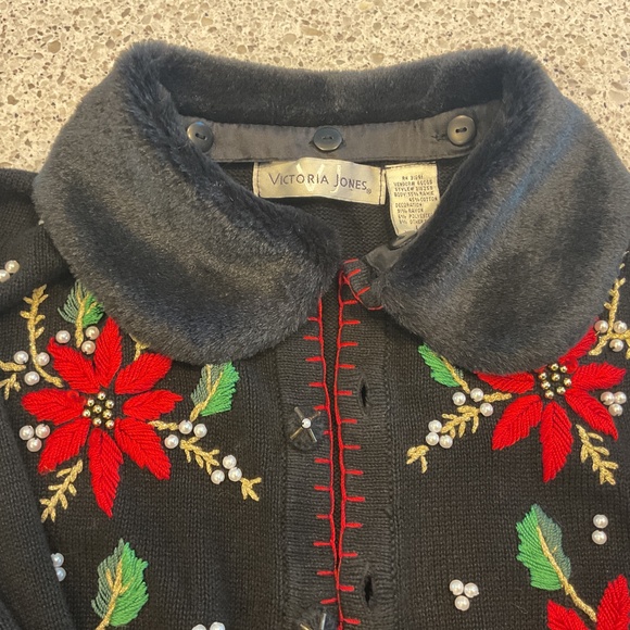 Vintage Victoria Jones Cardigan Christmas Sweater, Size Large - Picture 6 of 6